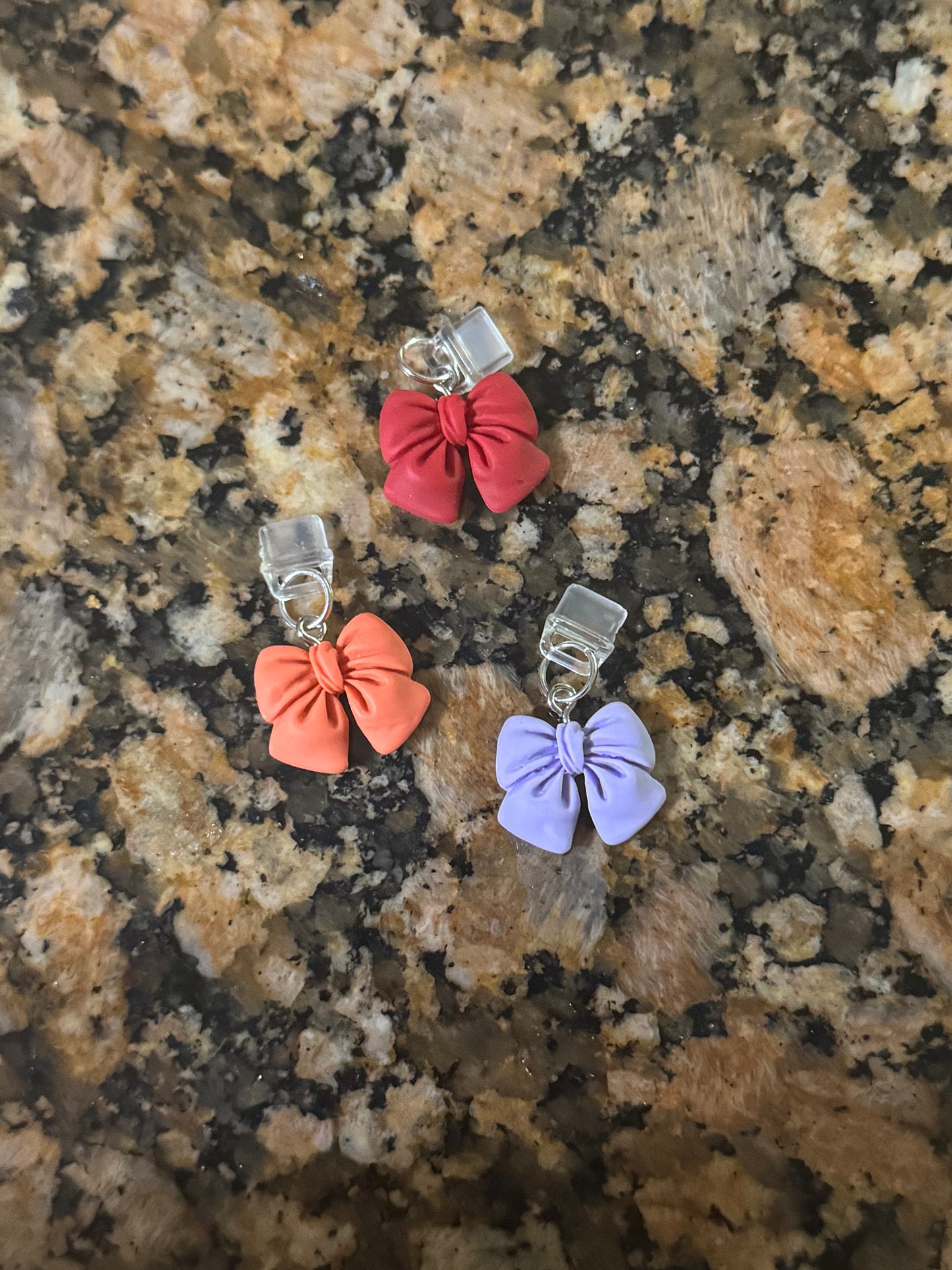 Bow Dust Plug