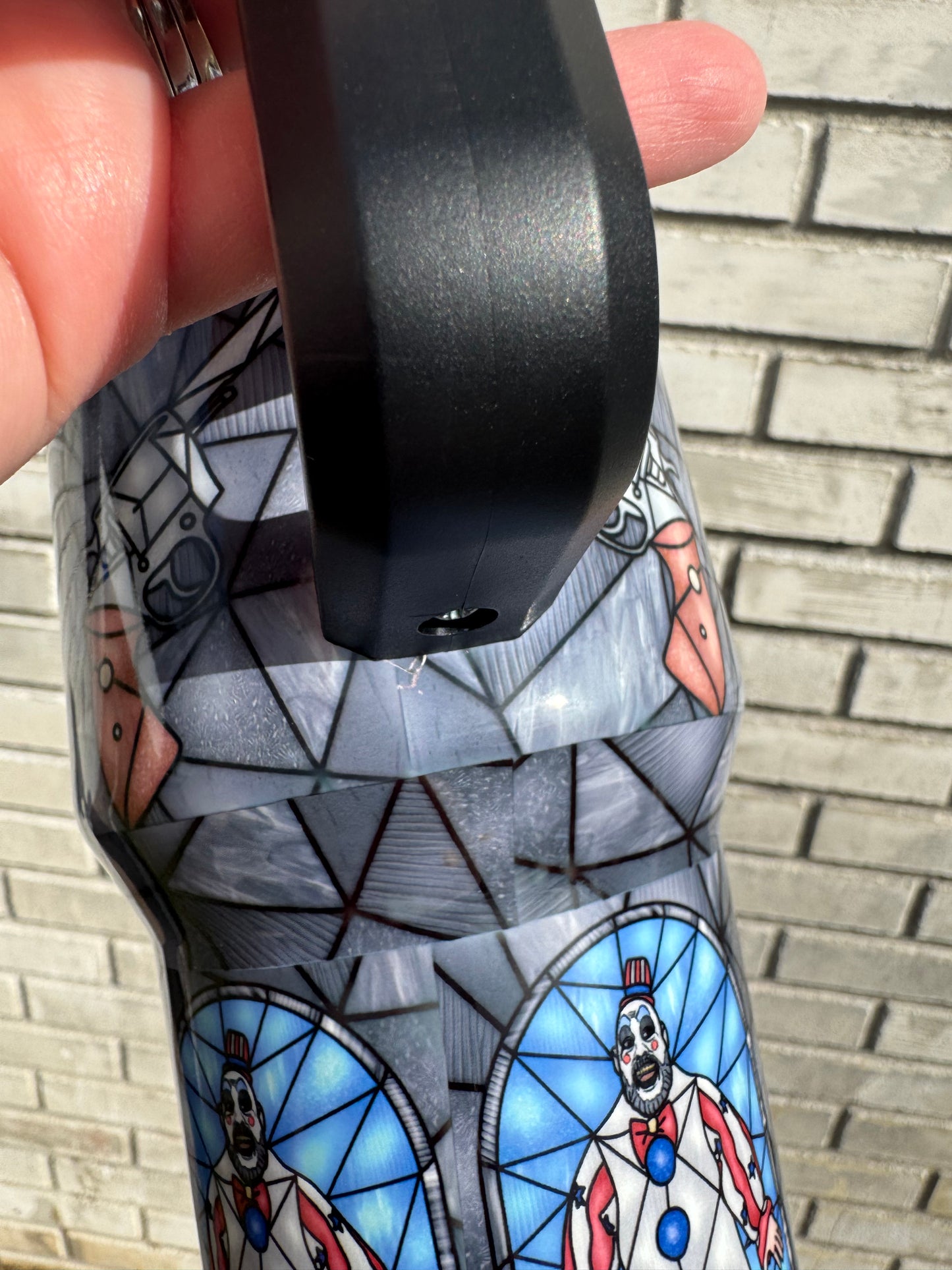 * FLAWED SEE PICS* Captain Stained Glass 40 Oz Tumbler