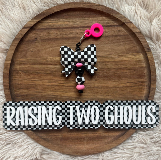 Checkered Bow Beaded Straw Charm