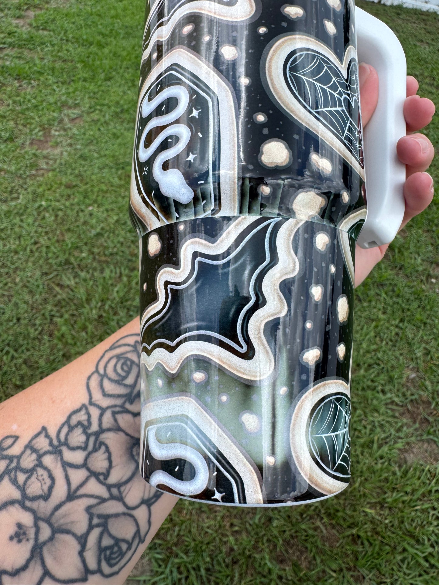 *FLAWED** SEE PICS*Spooky Cookie 30 oz Shimmer Tumbler (Copy)