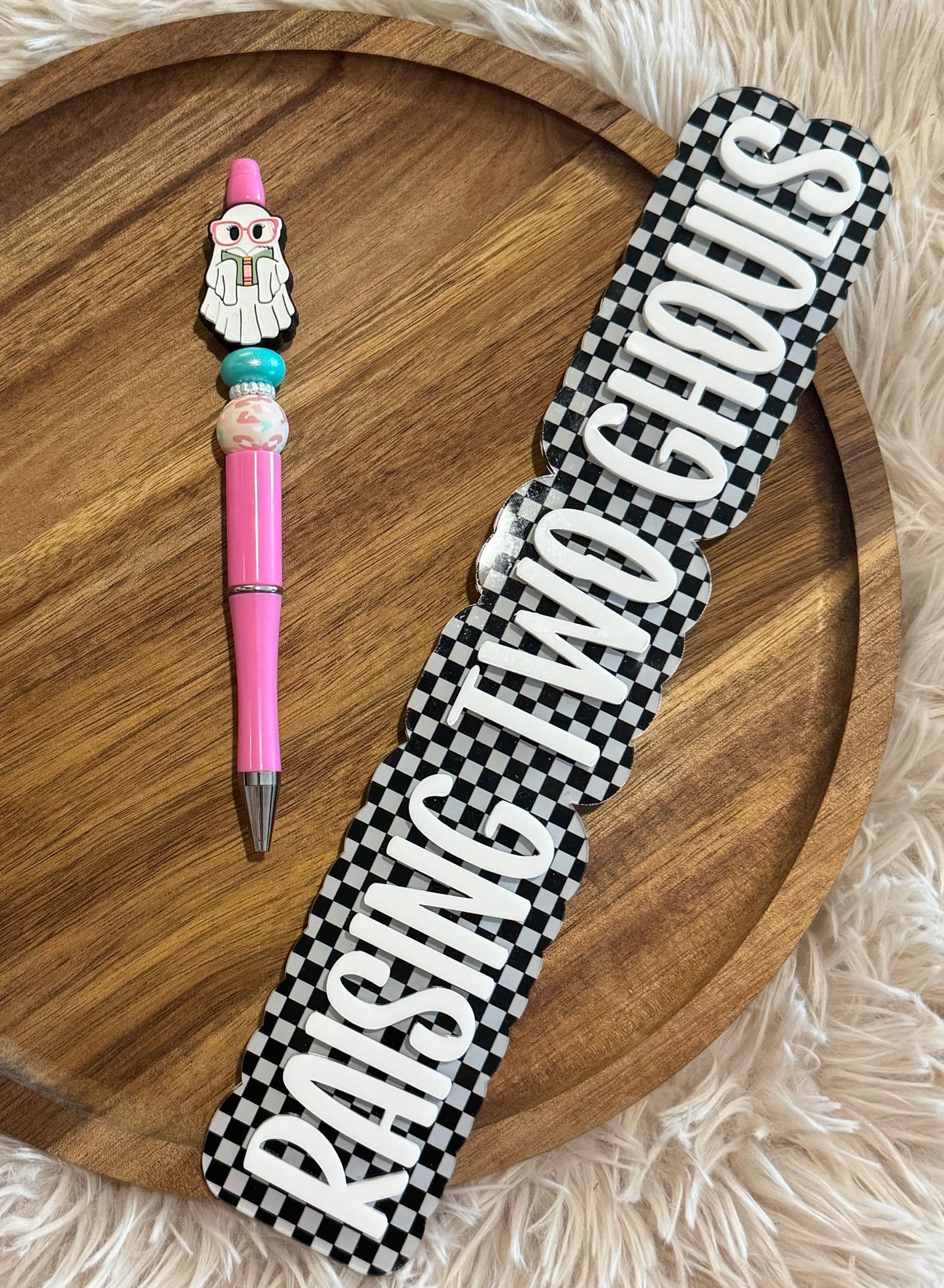 Reading Ghostie Pen